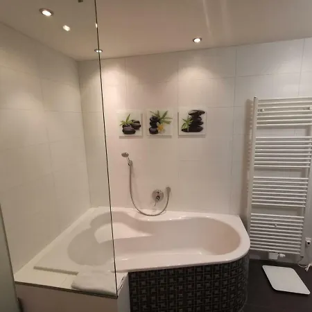 Penthouse Am Park בית אירוח *