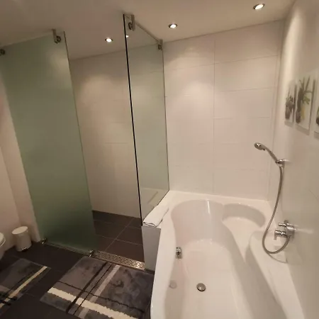 בית אירוח Penthouse Am Park גראץ